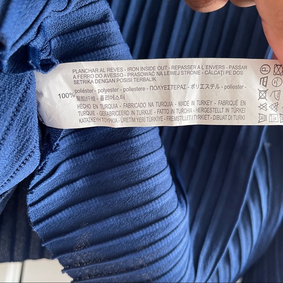 Blue ribbed Zara top with exaggerated 3/4 sleeves - Picture 8 of 8